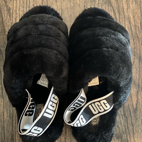 UGG Fluff Yeah Slide - Picture 2 of 3